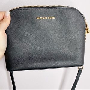 MICHAEL KORS Leather Crossbody Sling Bag Black